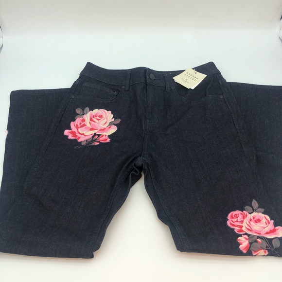 Kate Spade kick flare Jeans - Picture 5 of 9